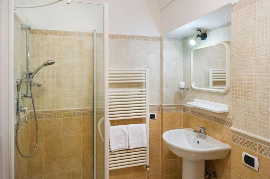 Affittacamere City's House 2*